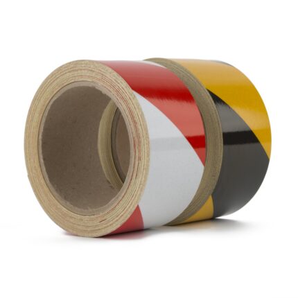 Rotoli di nastro rifrangente segnaletico nelle lunghezze e nei colori disponibili